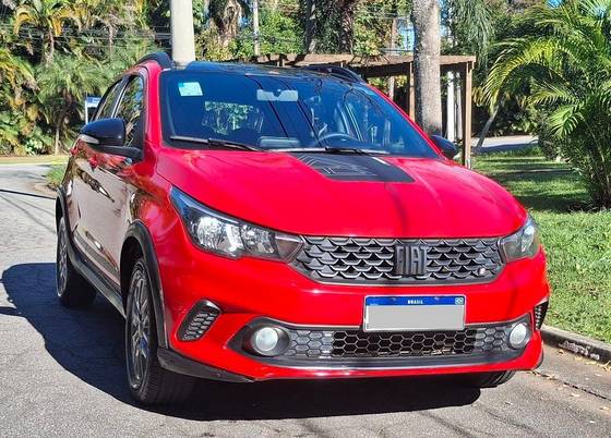 FIAT ARGO 1.8 E.TORQ FLEX TREKKING AT6
